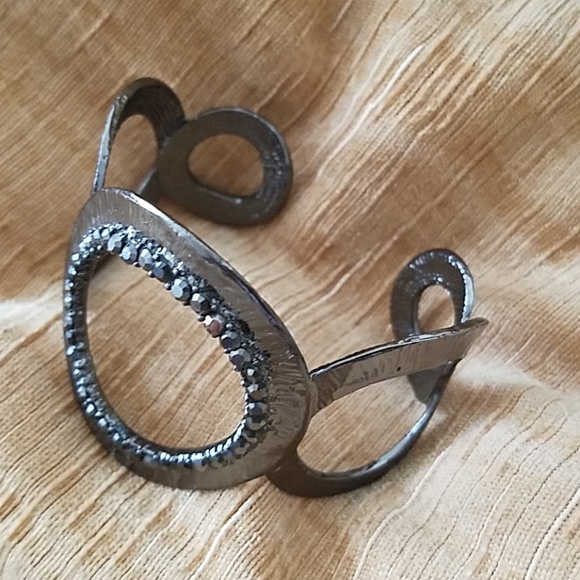 CUFF BRACELET - Picture 3 of 5